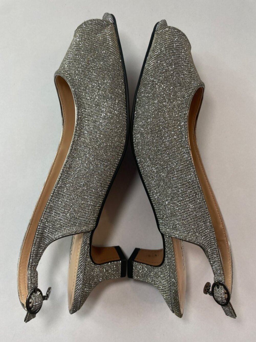 J. Renee Jenvey Silver Metallic Sling Back Sandals Sz 10WW MSRP$110 DEFECT NEW - Picture 6 of 12